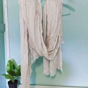 Calvin Klein Silky cream scarf